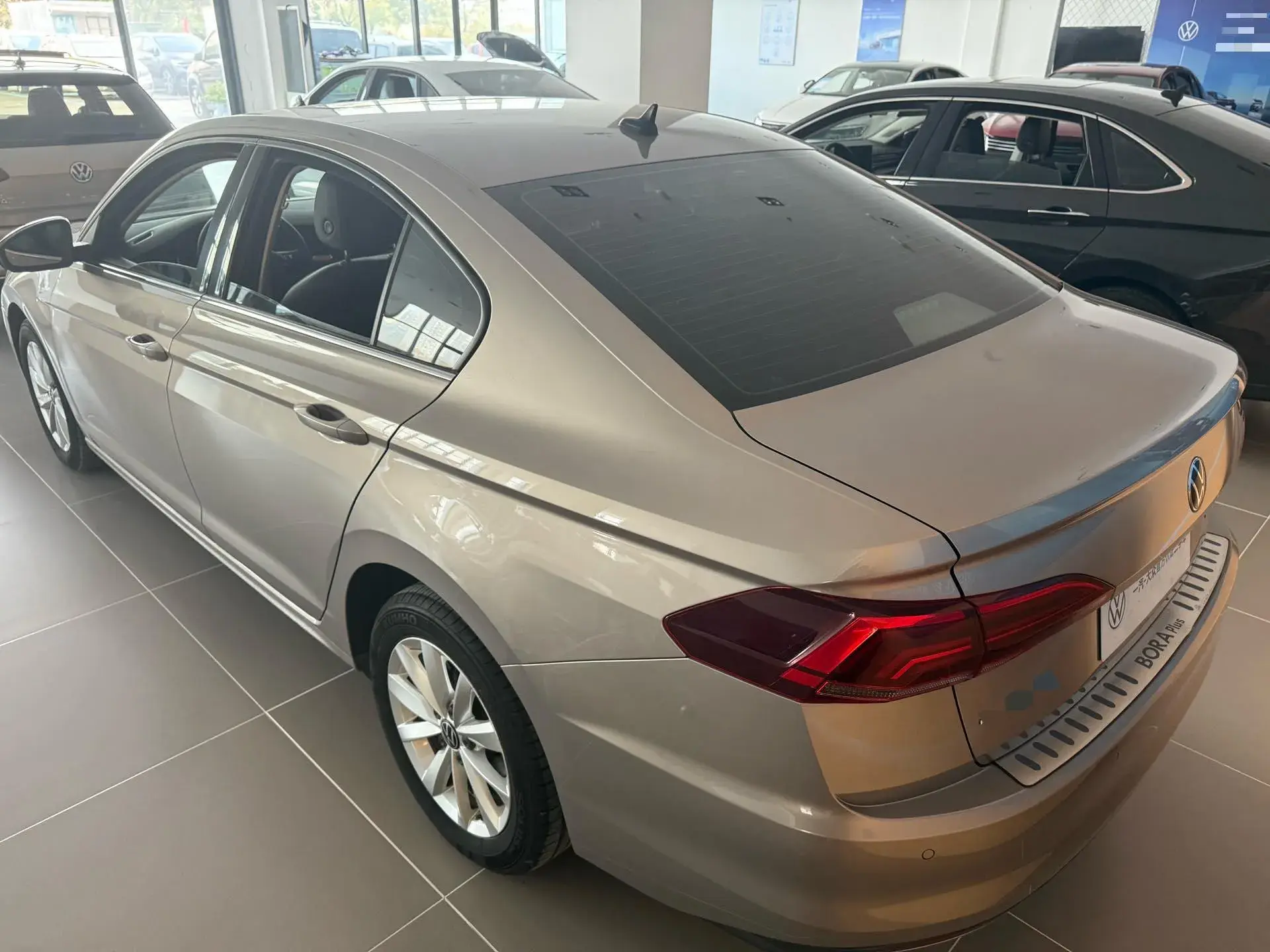 2020 VOLKSWAGEN BORA thumbnail 2