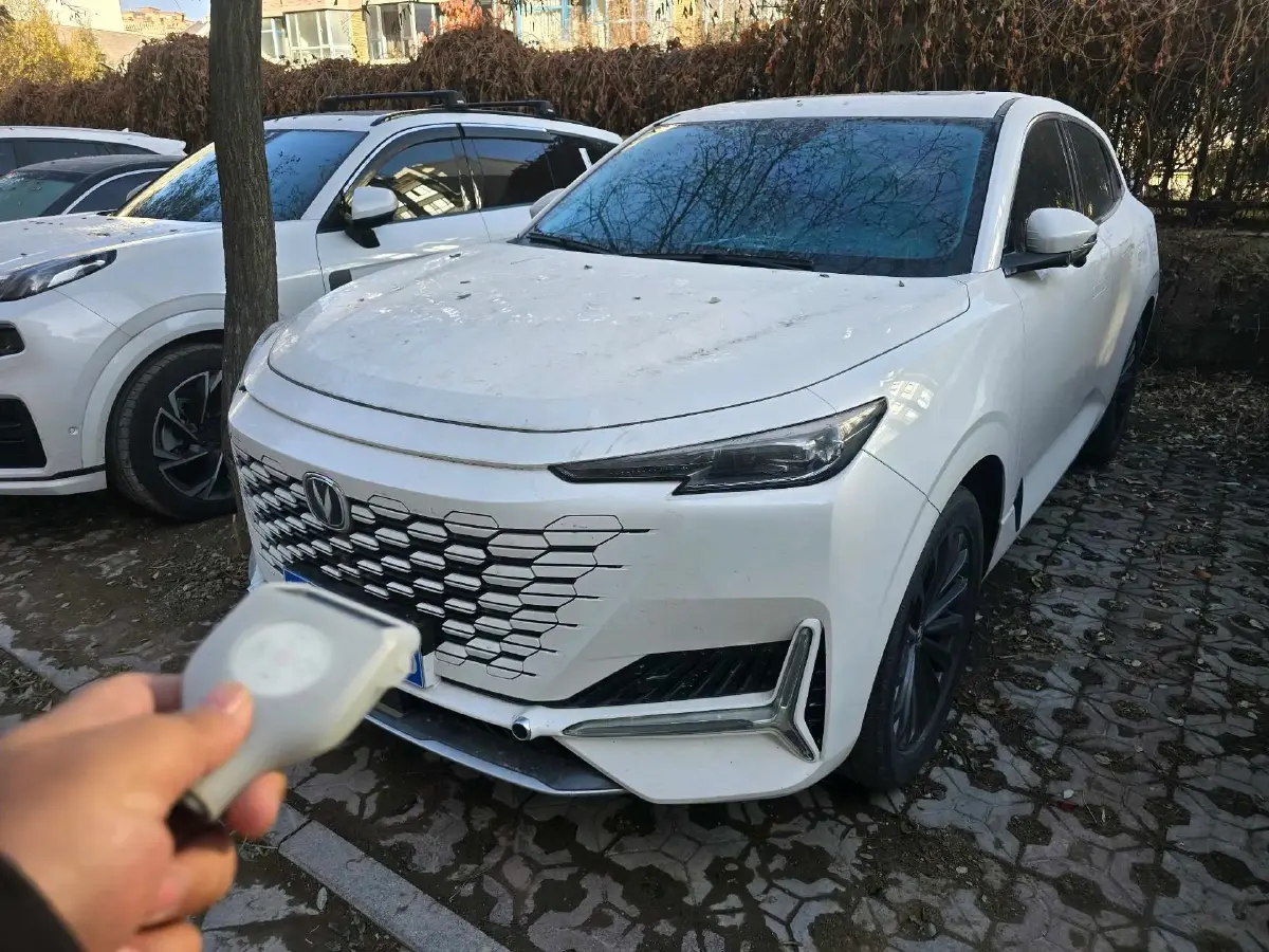 2021 ChangAn UNI-K 2.0T 233HP L4 8AT