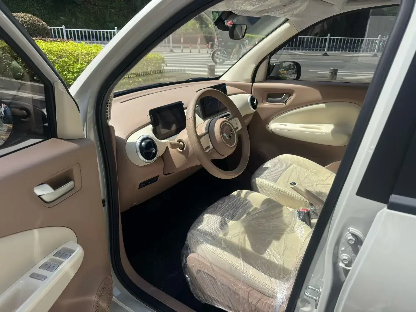 2025 WULING HONGGUANG thumbnail 4