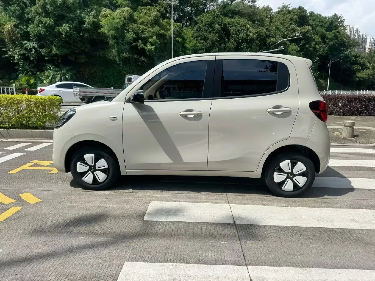 2025 WuLing HongGuang MINI EV BEV 16.2KWH,autocango,china used car exporter,china ev exporter,chinese used car exporter,chinese used ev exporter