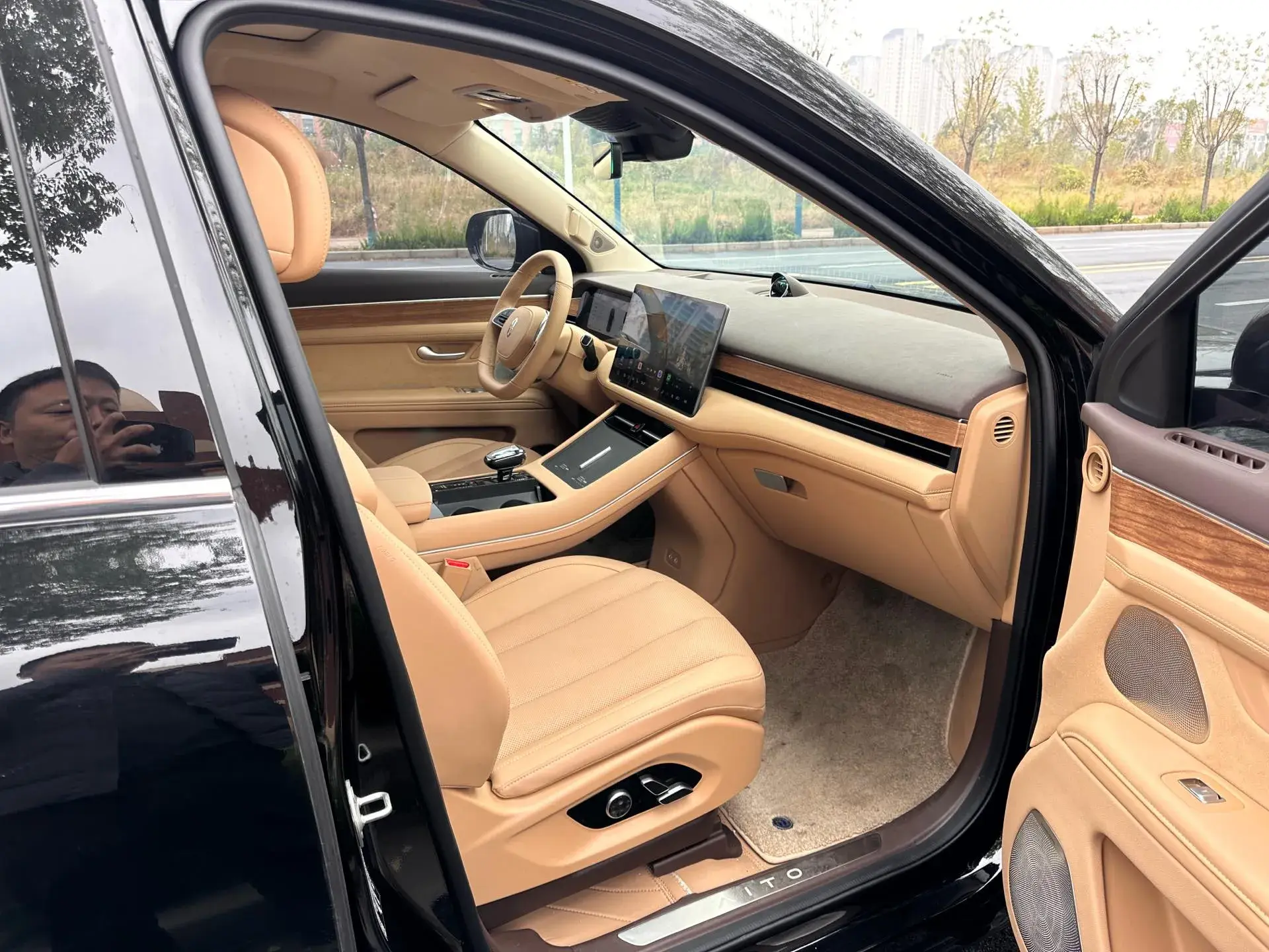 2024 AITO AITO thumbnail 4