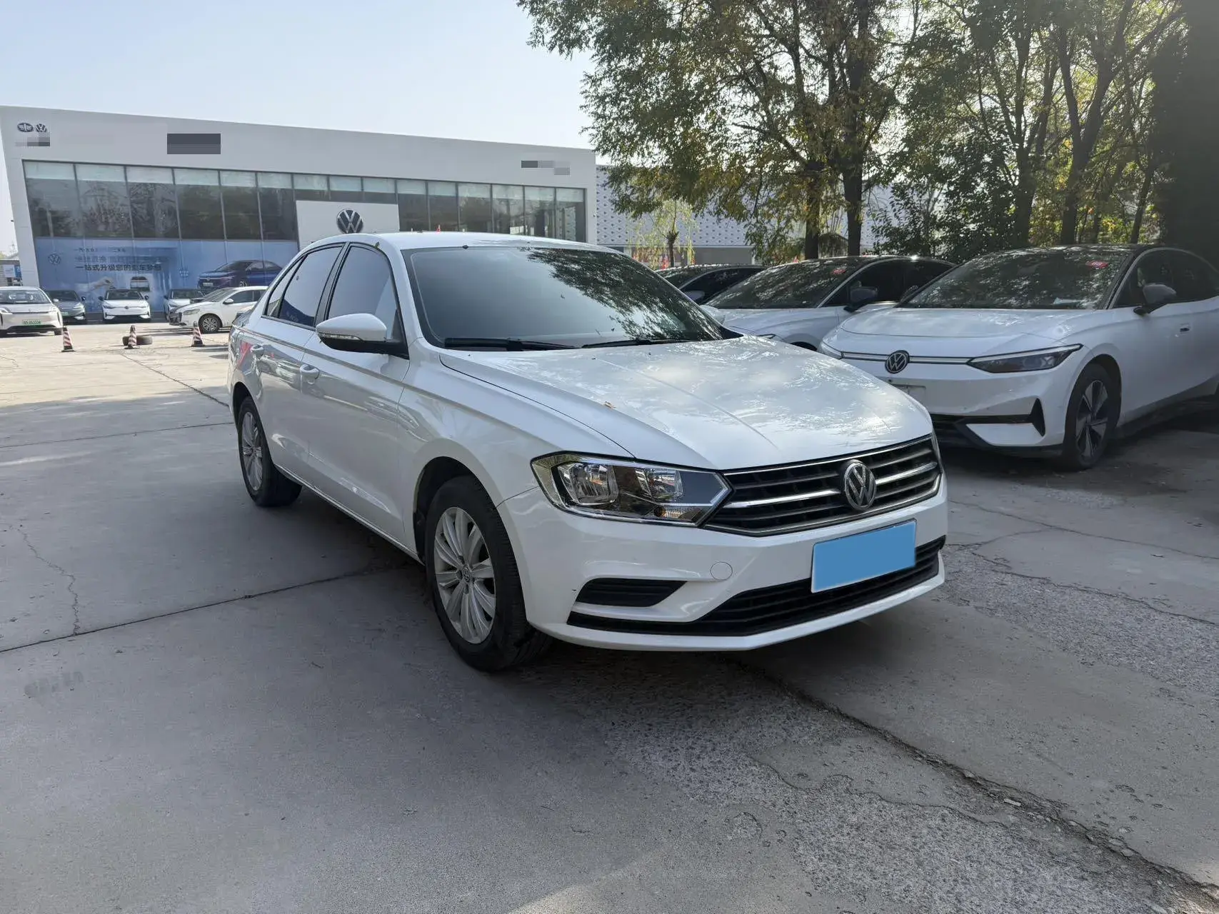 2019 VOLKSWAGEN BORA thumbnail 3