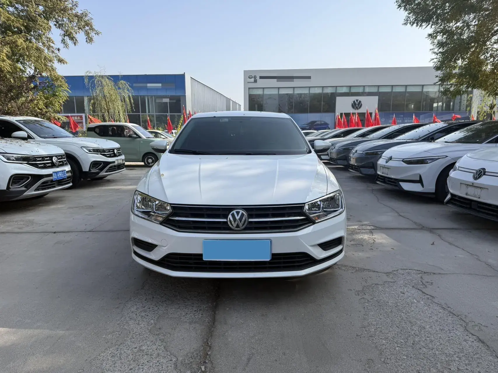 2019 VOLKSWAGEN BORA thumbnail 2