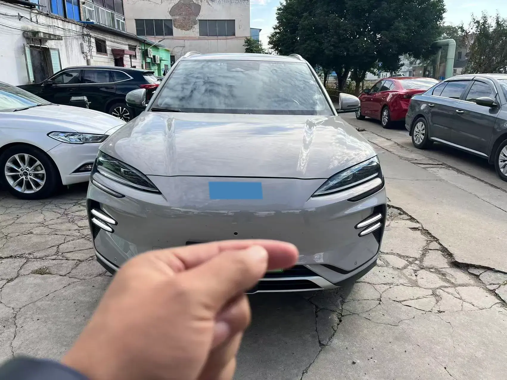 2023 BYD SONG thumbnail 2