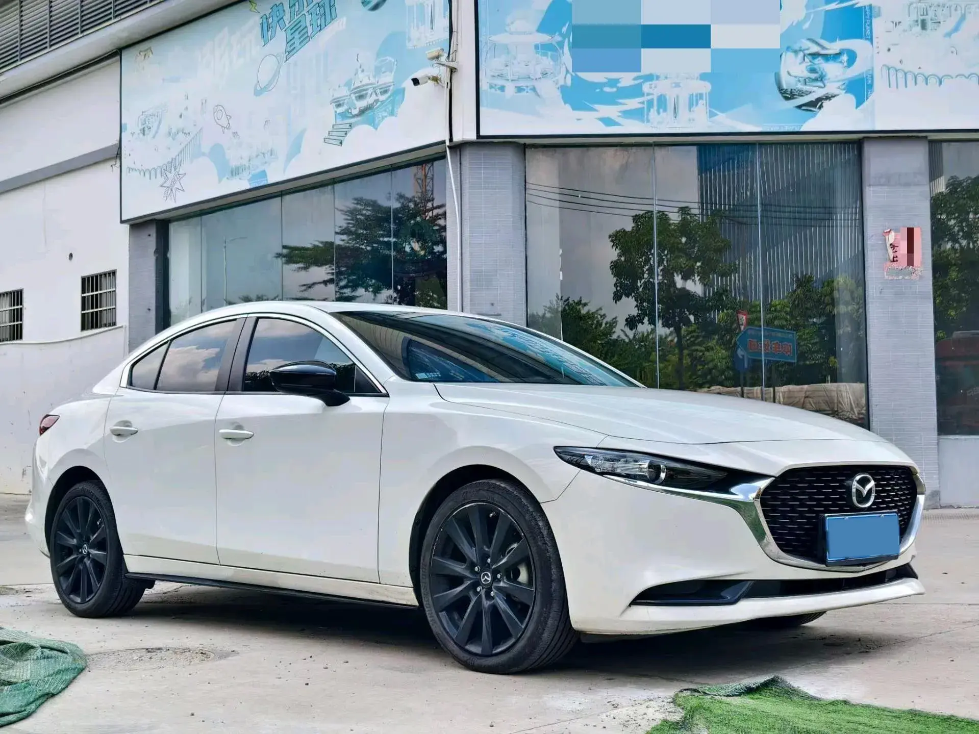 2022 MAZDA 3 thumbnail 3