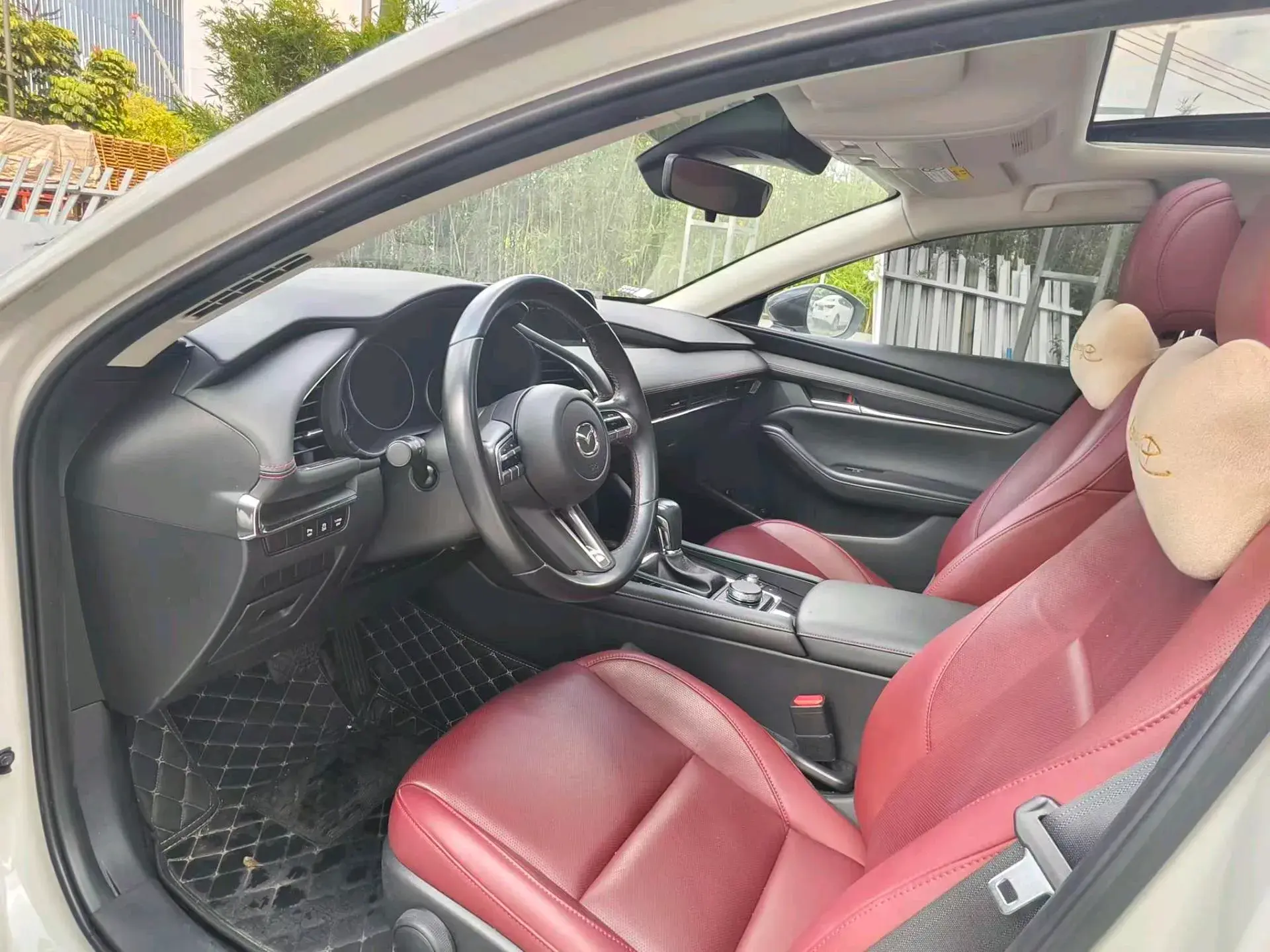 2022 MAZDA 3 thumbnail 4