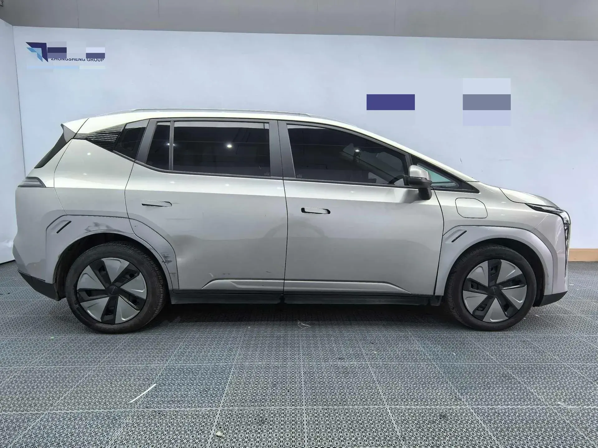 2023 AION Y thumbnail 4