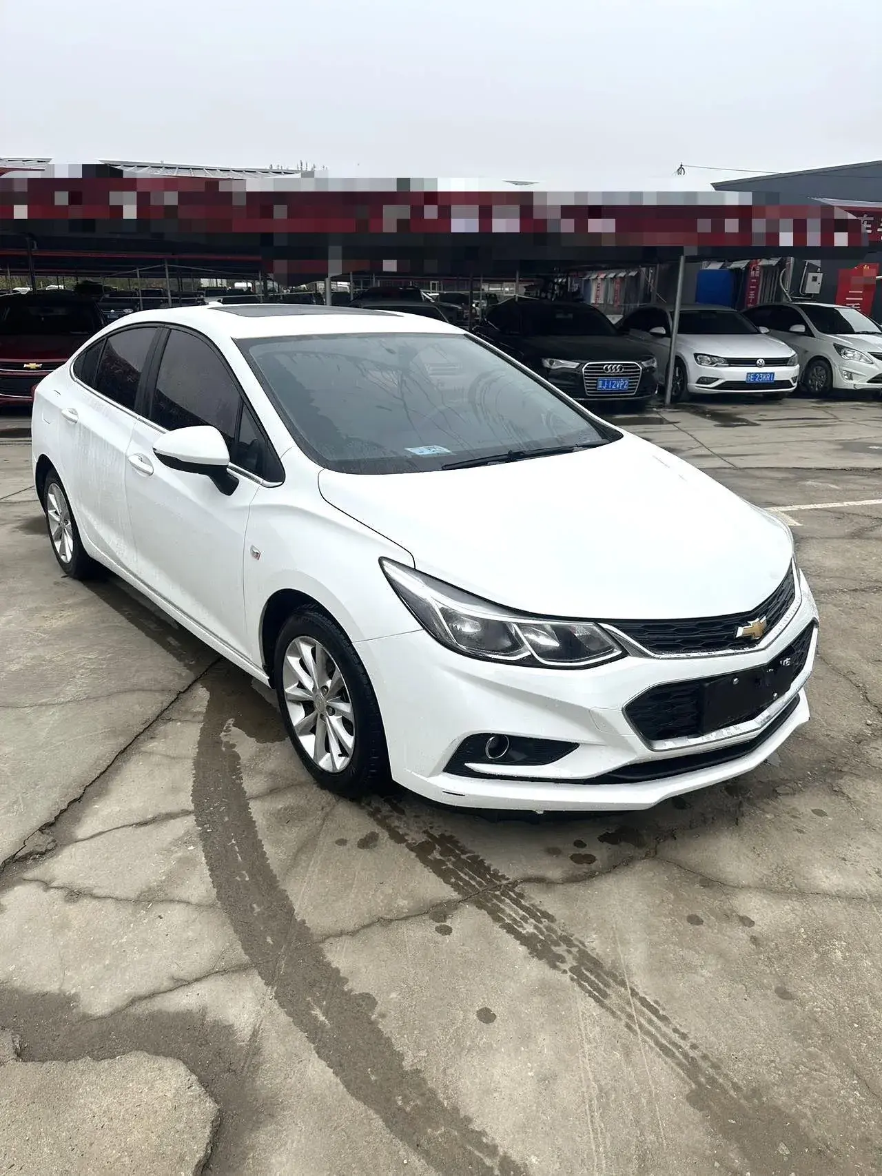 2018 CHEVROLET CRUZE thumbnail 3