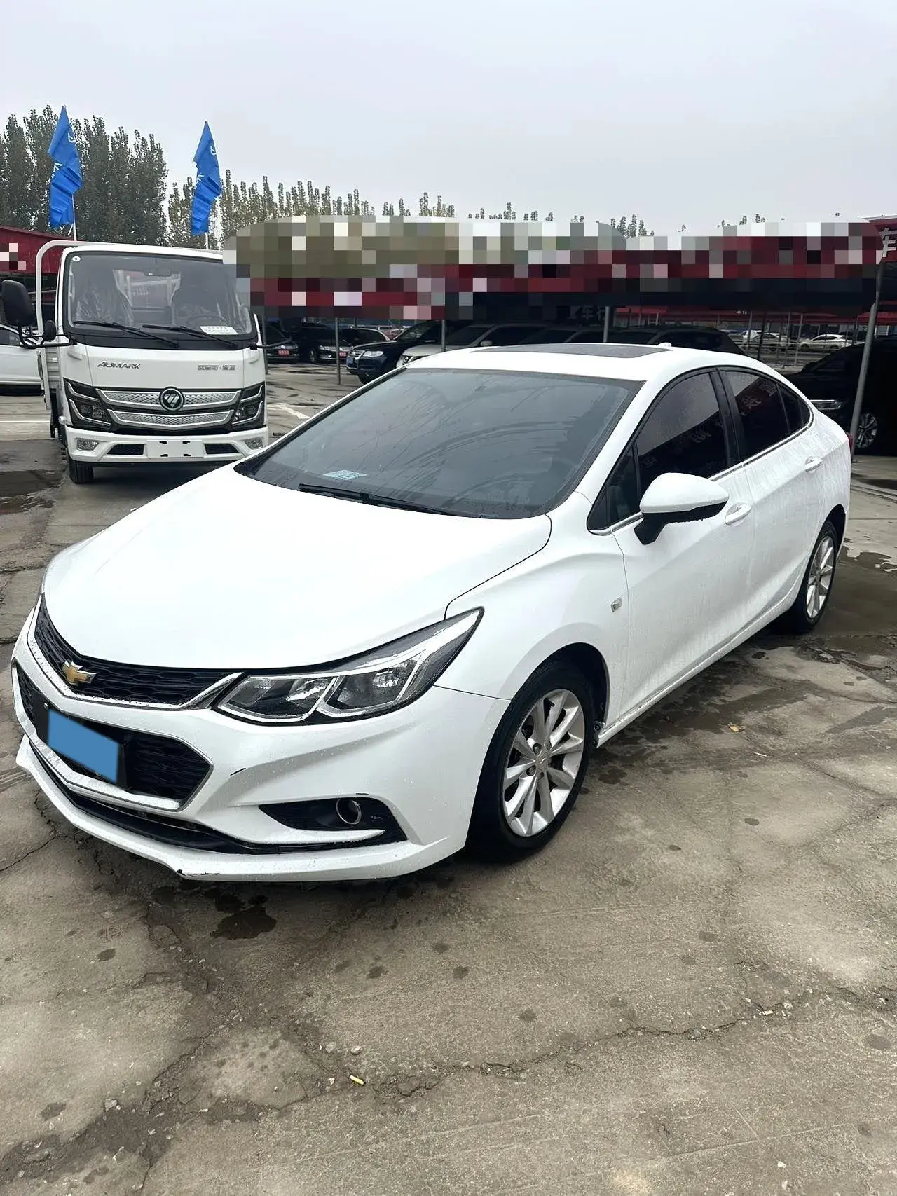2018 CHEVROLET CRUZE view 1