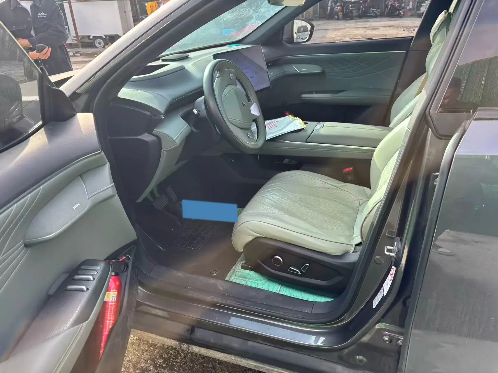 2025 DEEPAL S07 thumbnail 4