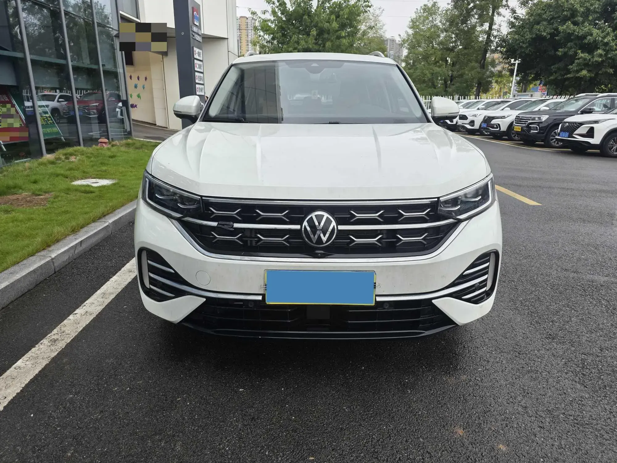 2023 VOLKSWAGEN TAYRON thumbnail 2