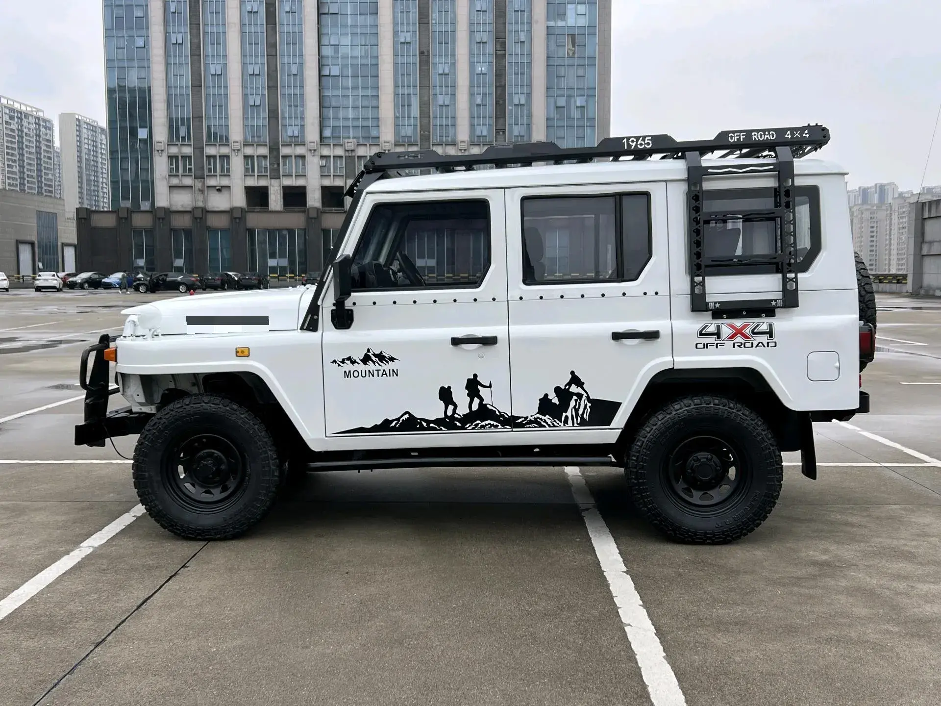 2020 BAW 212 thumbnail 3