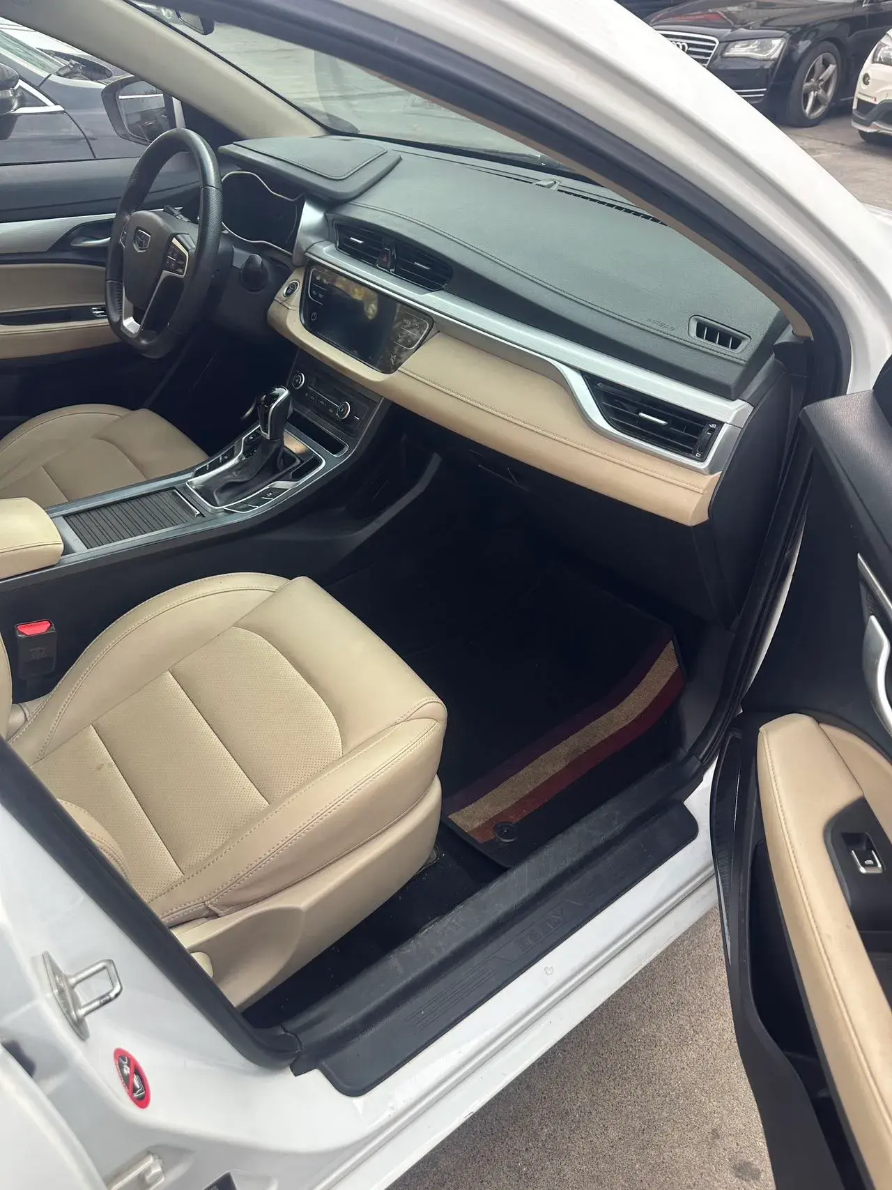 2018 GEELY EMGRAND thumbnail 4