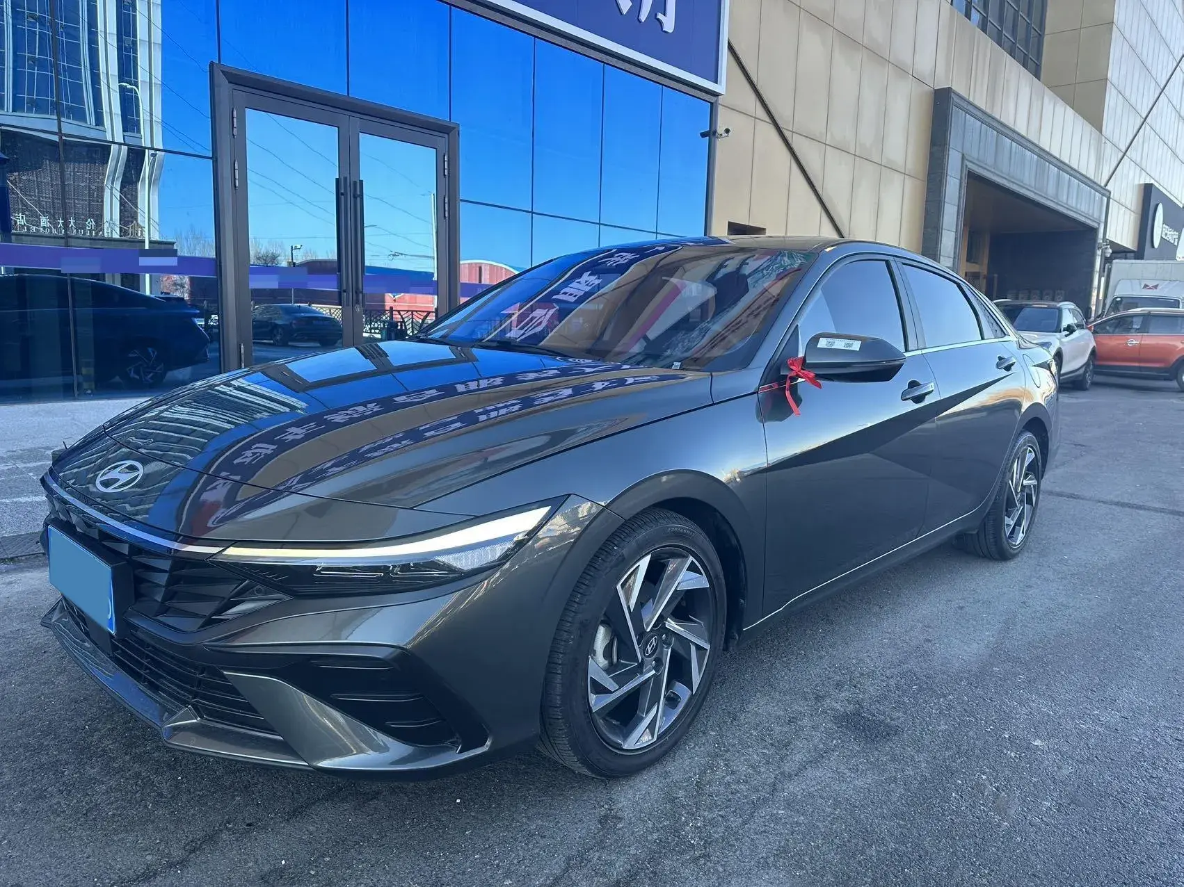 2022 HYUNDAI ELANTRA view 1