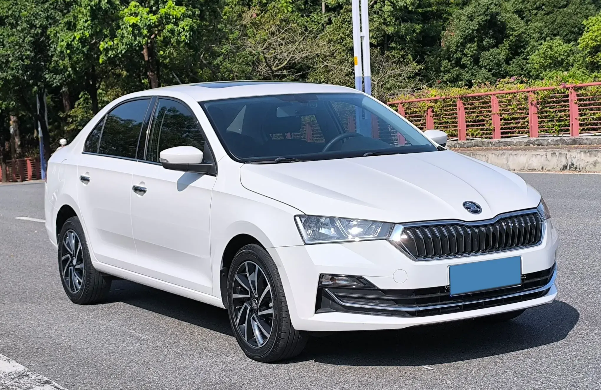 2020 SKODA RAPID thumbnail 3