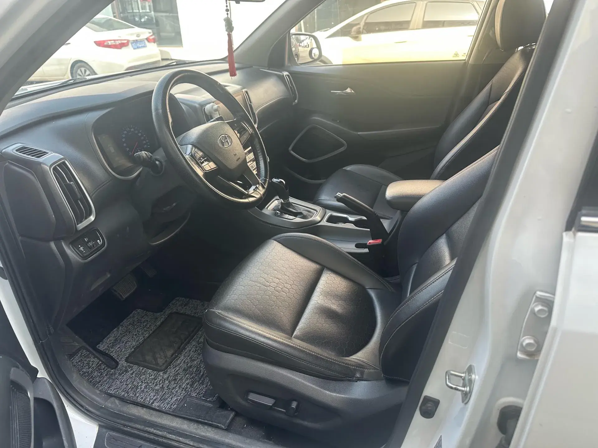 2018 HYUNDAI IX35 thumbnail 3