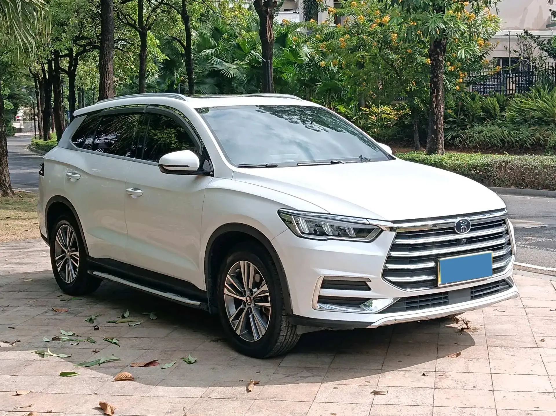 2019 BYD SONG thumbnail 3