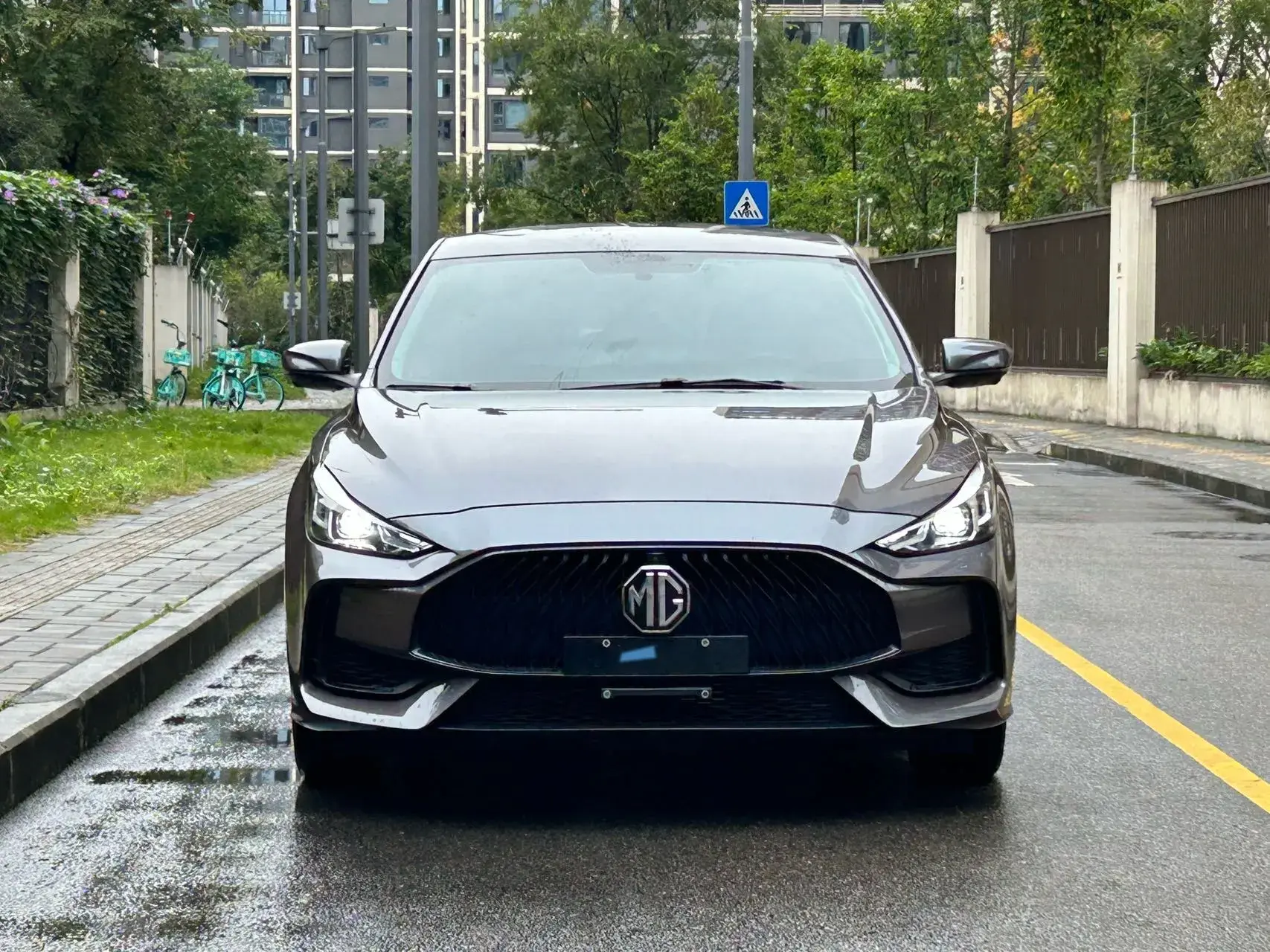 2021 MG 5 thumbnail 2