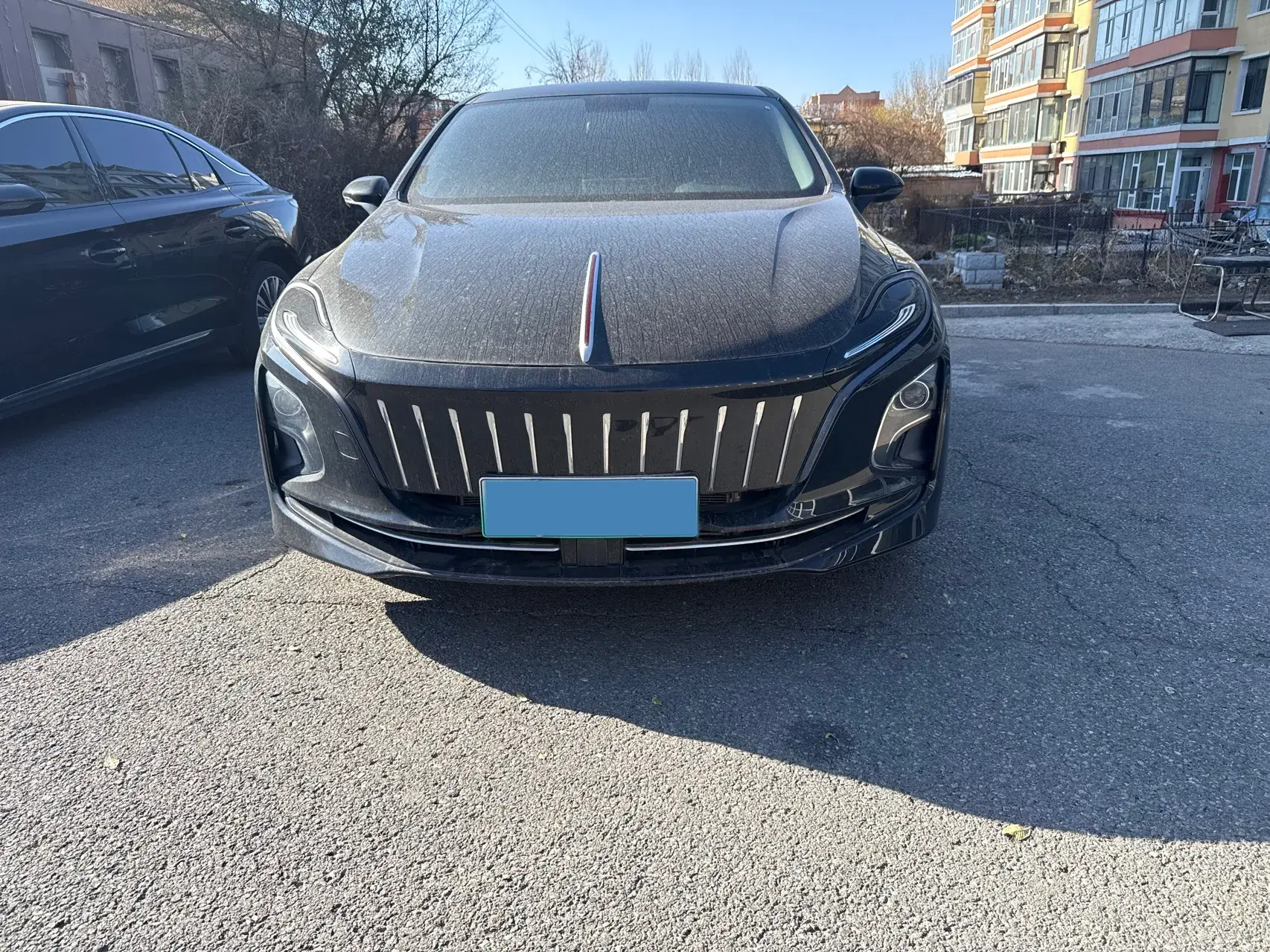 2022 HONGQI E-QM5 thumbnail 2