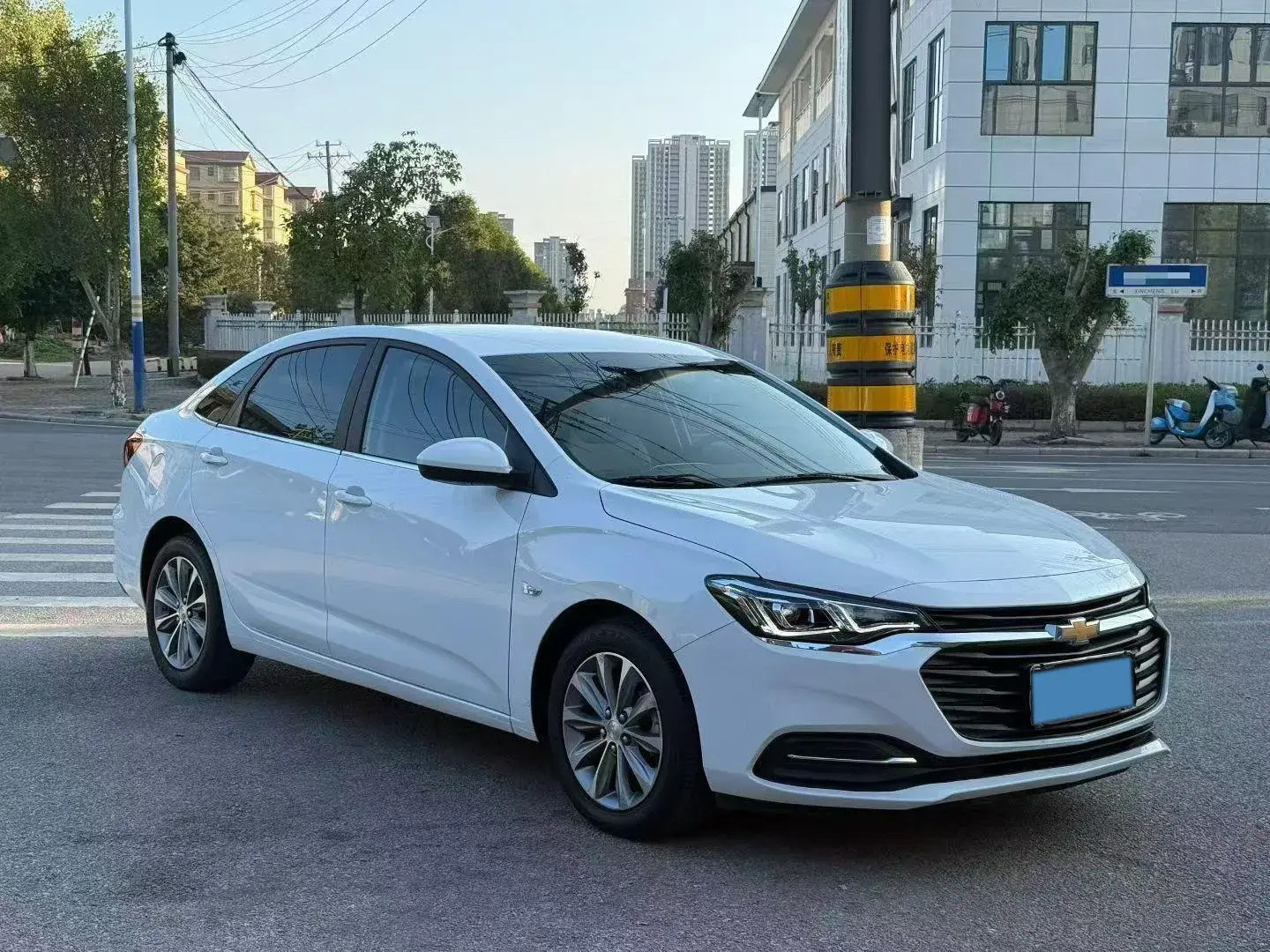 2020 CHEVROLET MONZA thumbnail 2