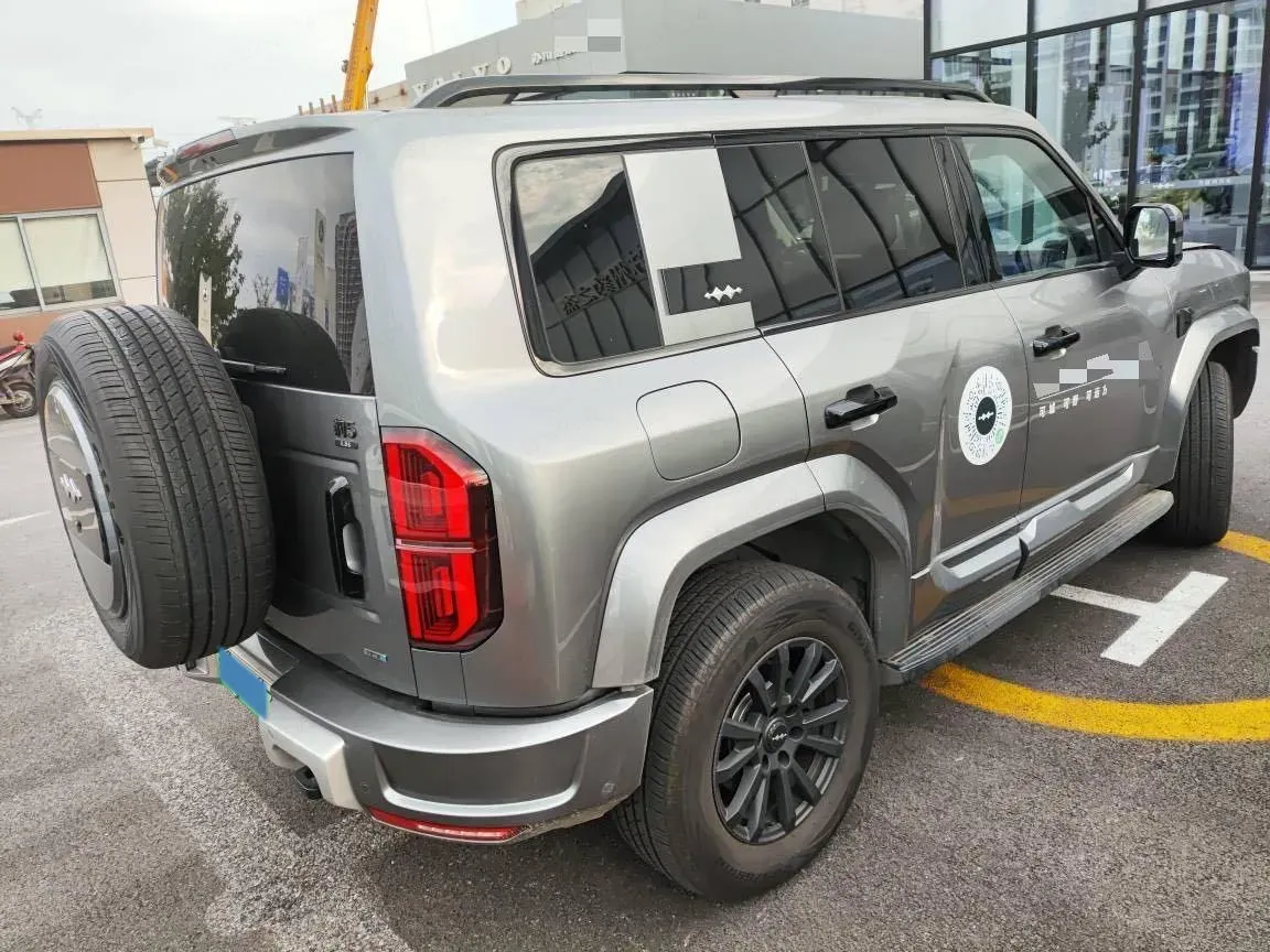 2025 FangChengBao Bao 5 1.5T 194HP L4 E-CVT PHEV 31.8KWH,autocango,china used car exporter,china ev exporter,chinese used car exporter,chinese used ev exporter