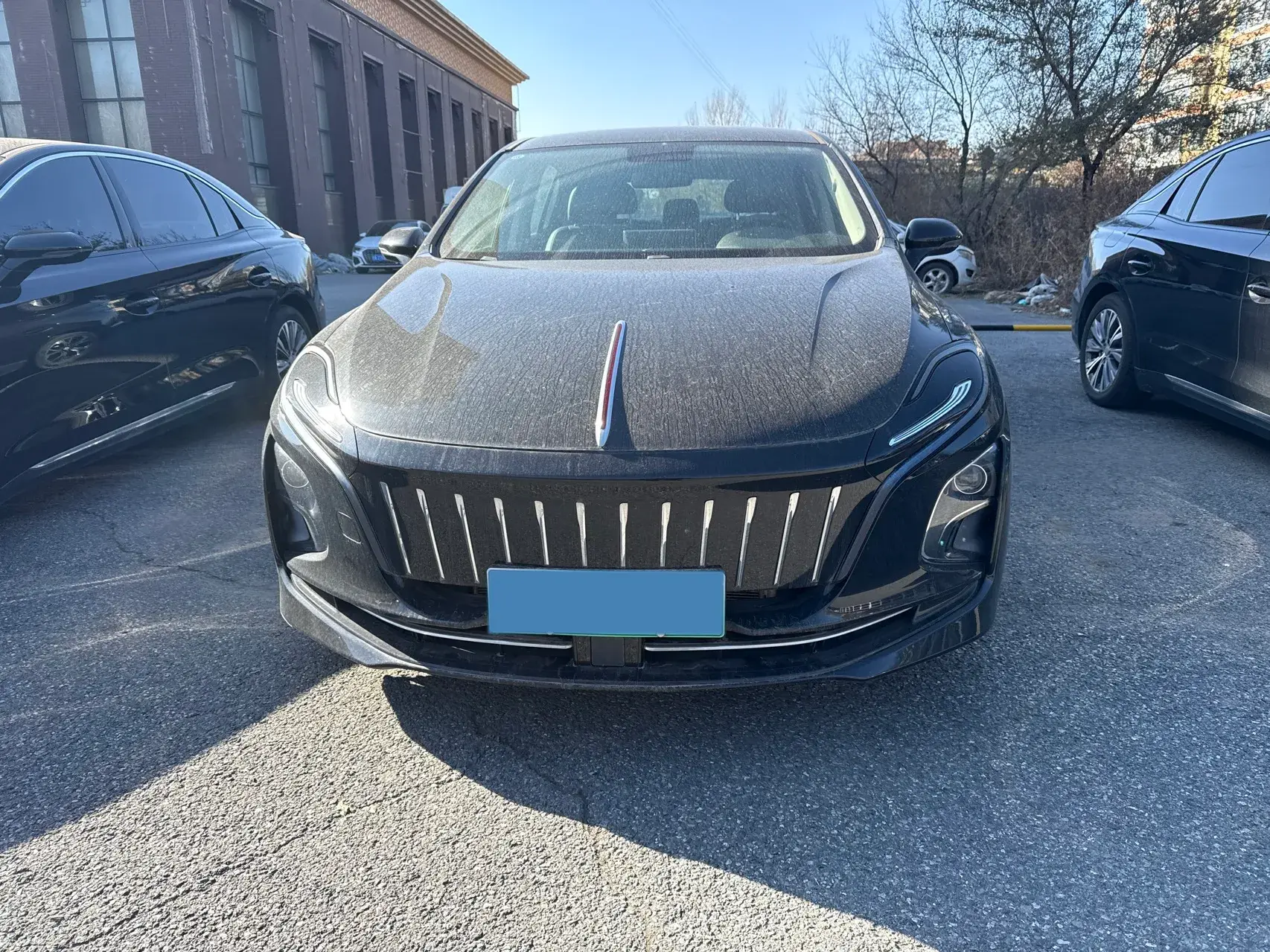 2022 HONGQI E-QM5 thumbnail 2