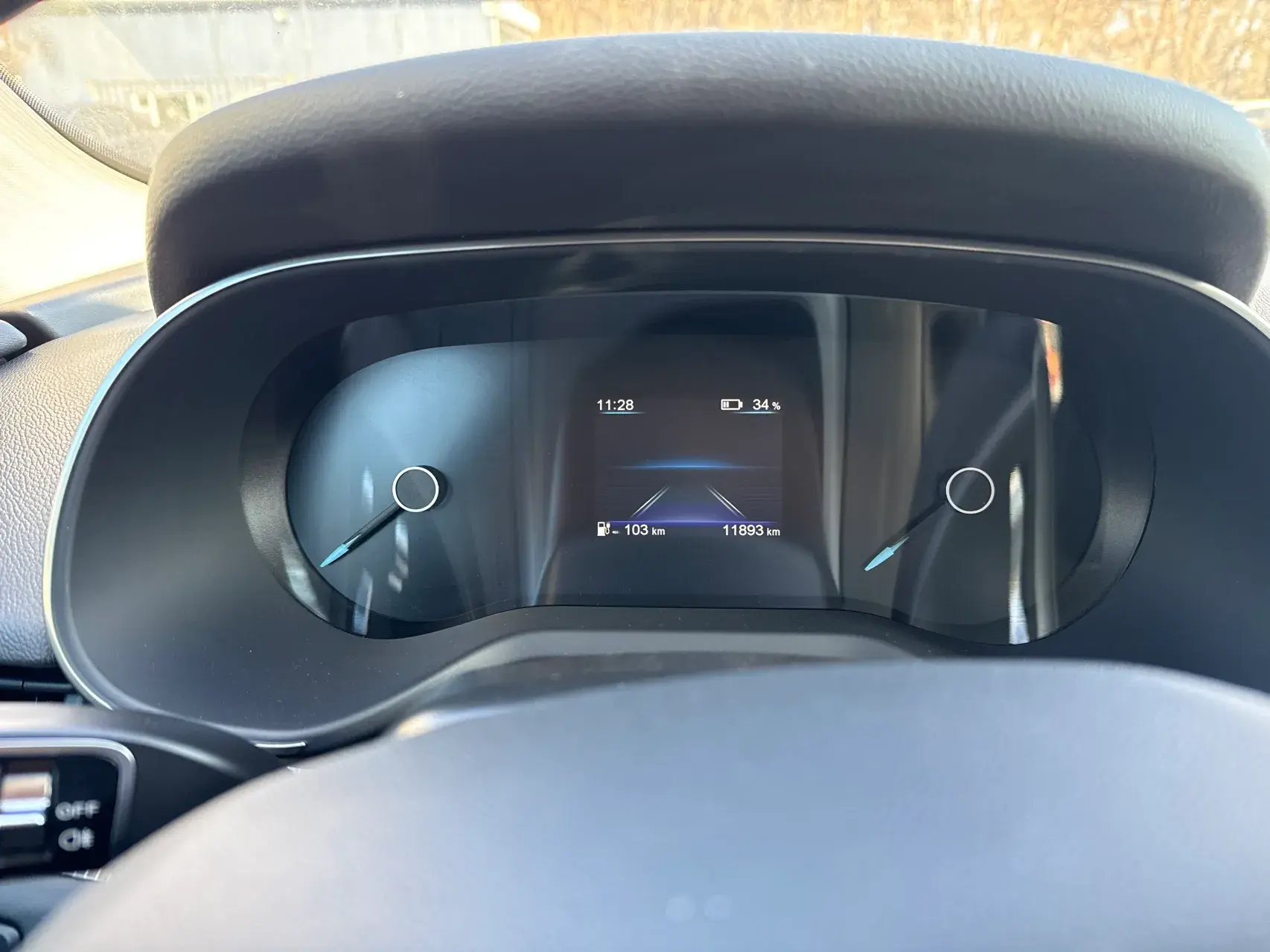 2022 HONGQI E-QM5 thumbnail 4