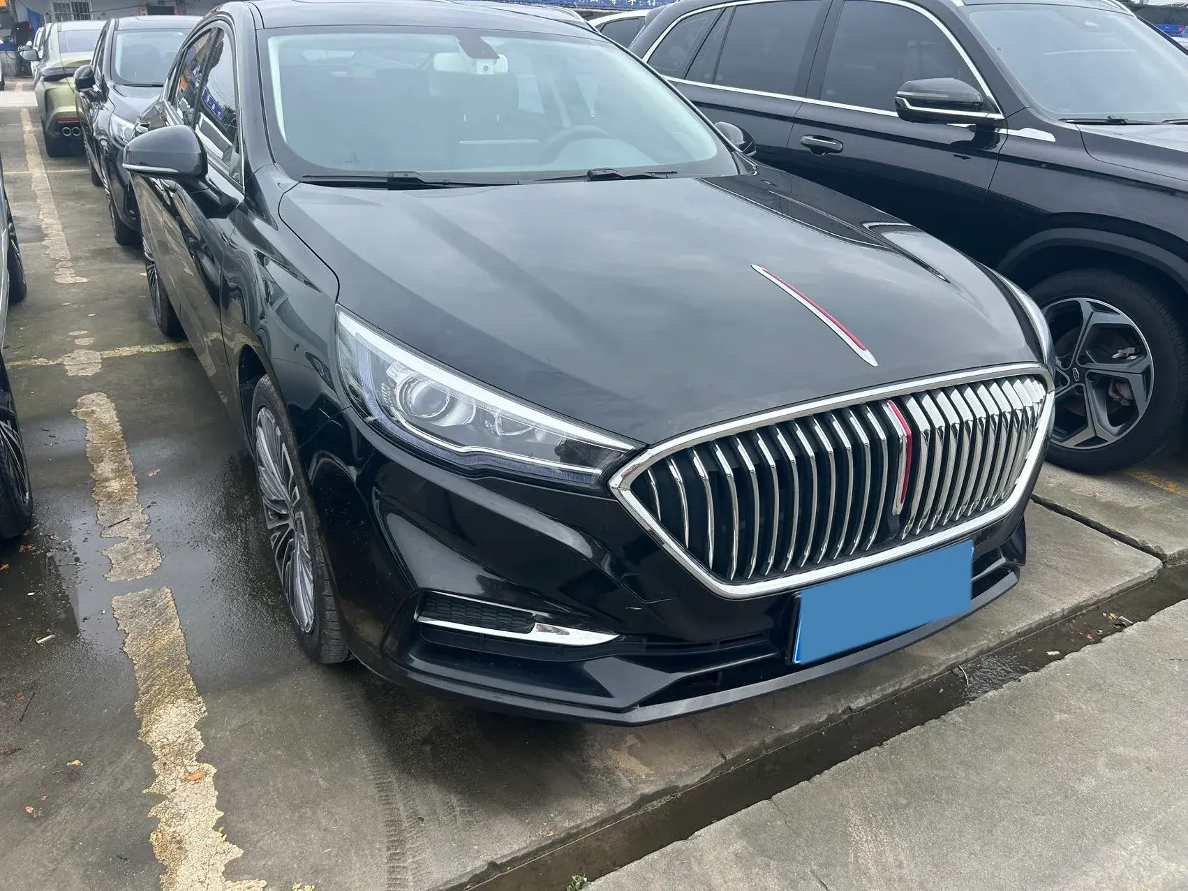 2022 HONGQI H5 thumbnail 3