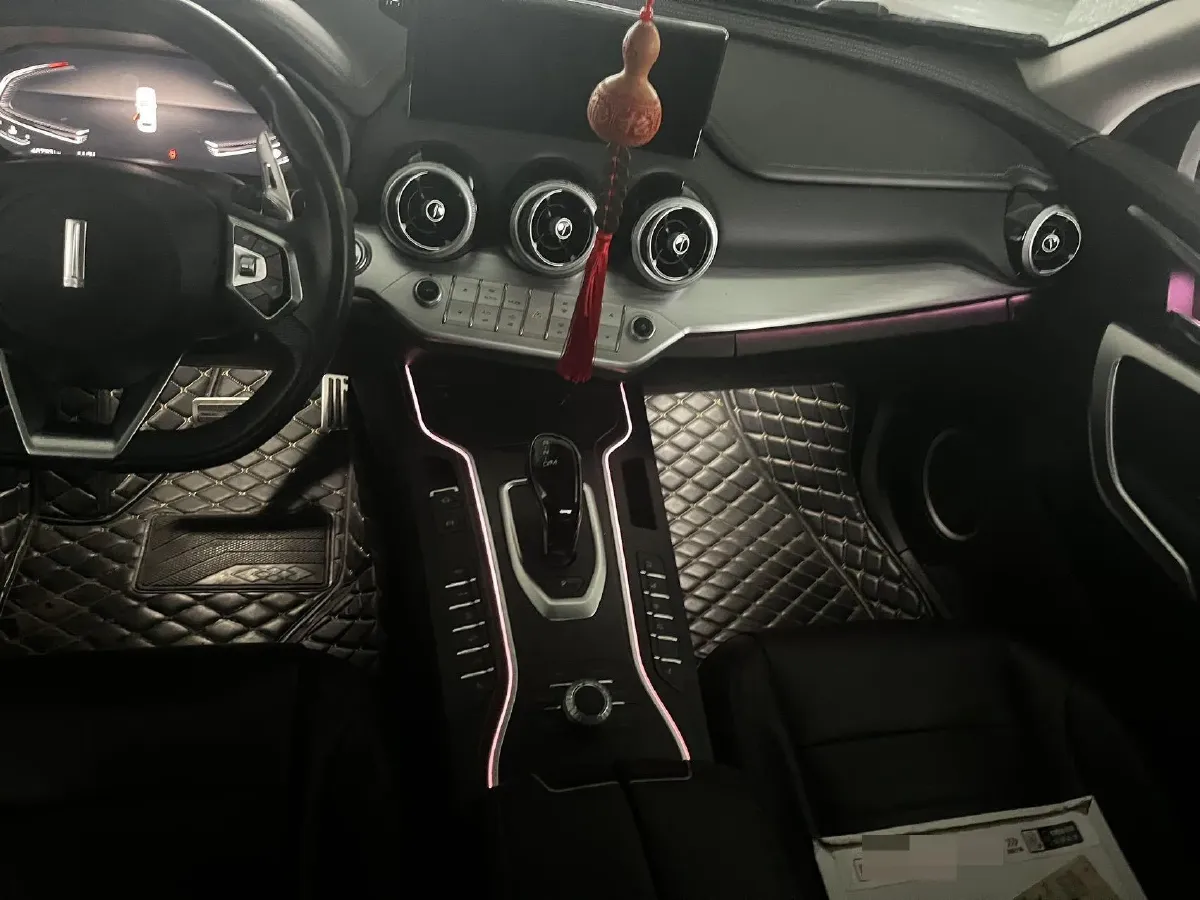 2020 WEY VV7 GT 2.0T 227HP L4 7DCT,autocango,china used car exporter,china ev exporter,chinese used car exporter,chinese used ev exporter