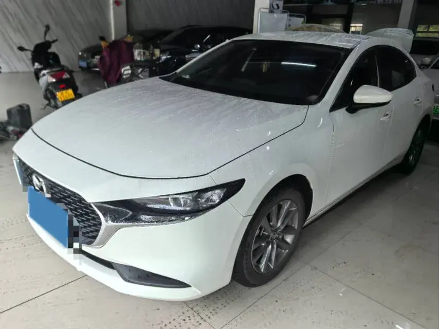 2020 Mazda 3 Axela 1.5L 117HP L4 6AT