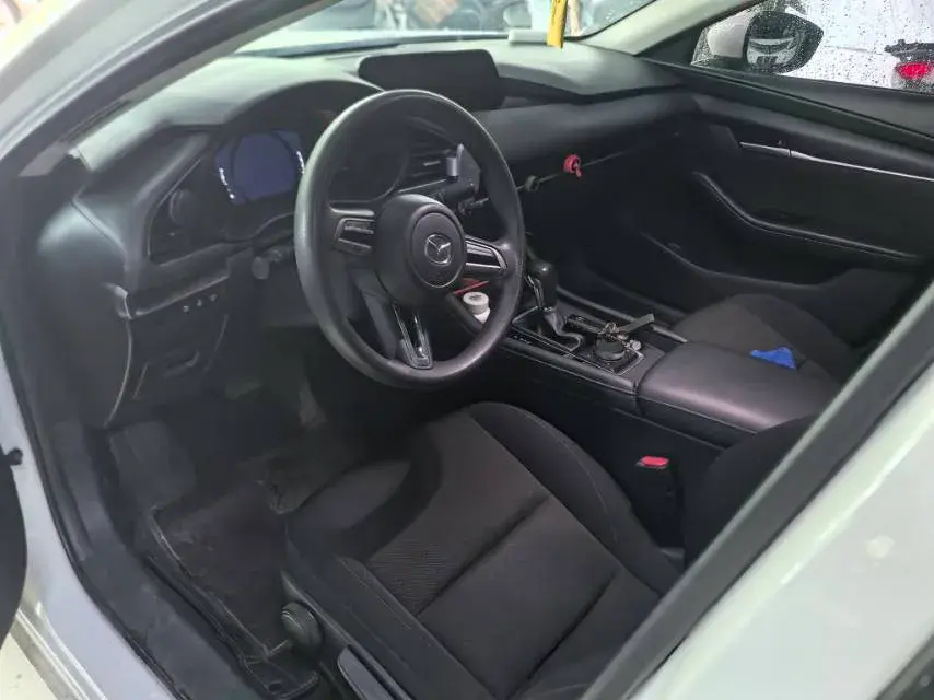 2020 MAZDA 3 thumbnail 4