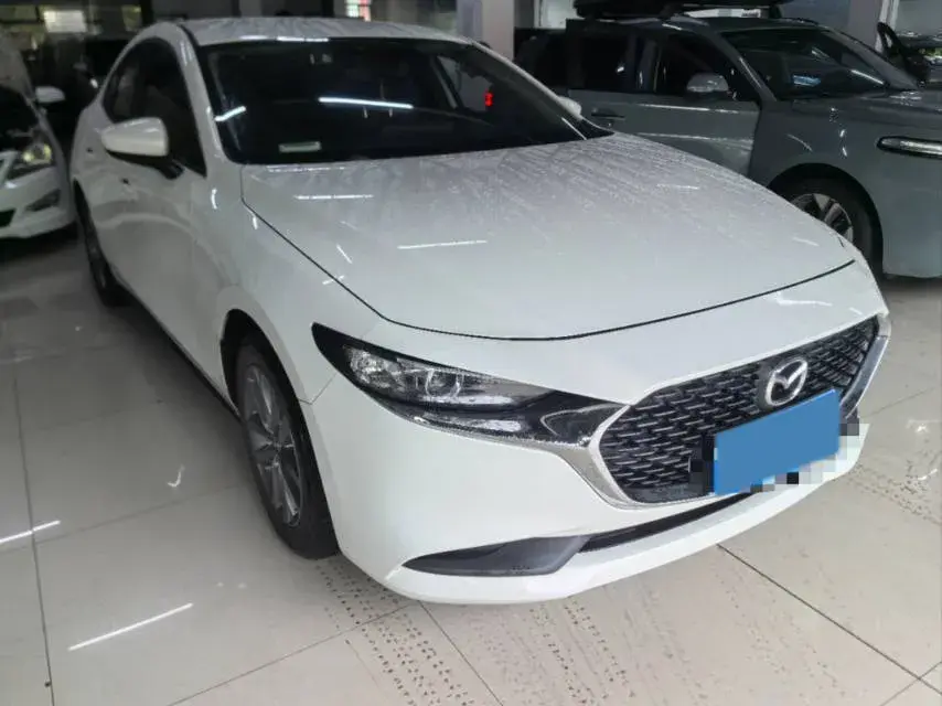 2020 MAZDA 3 thumbnail 3