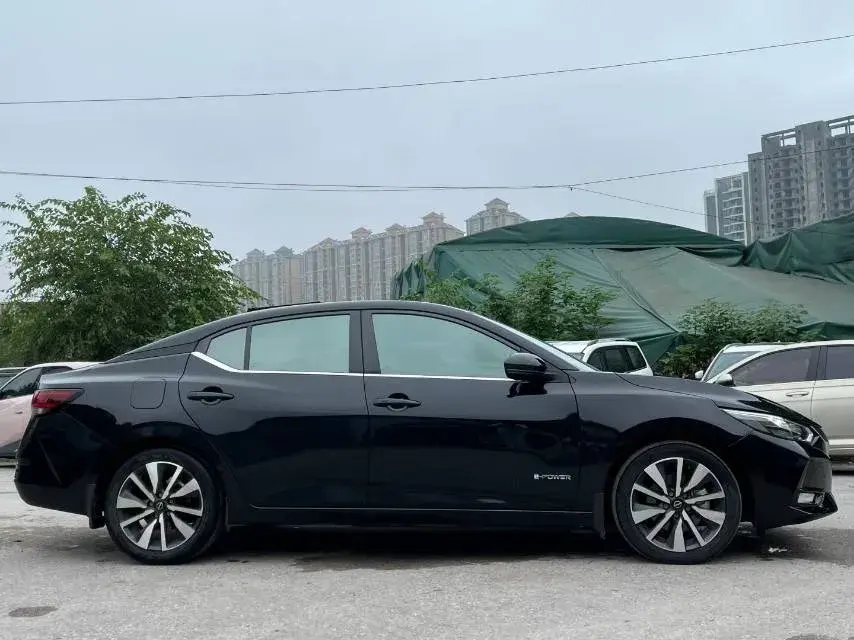 2022 NISSAN SYLPHY thumbnail 3