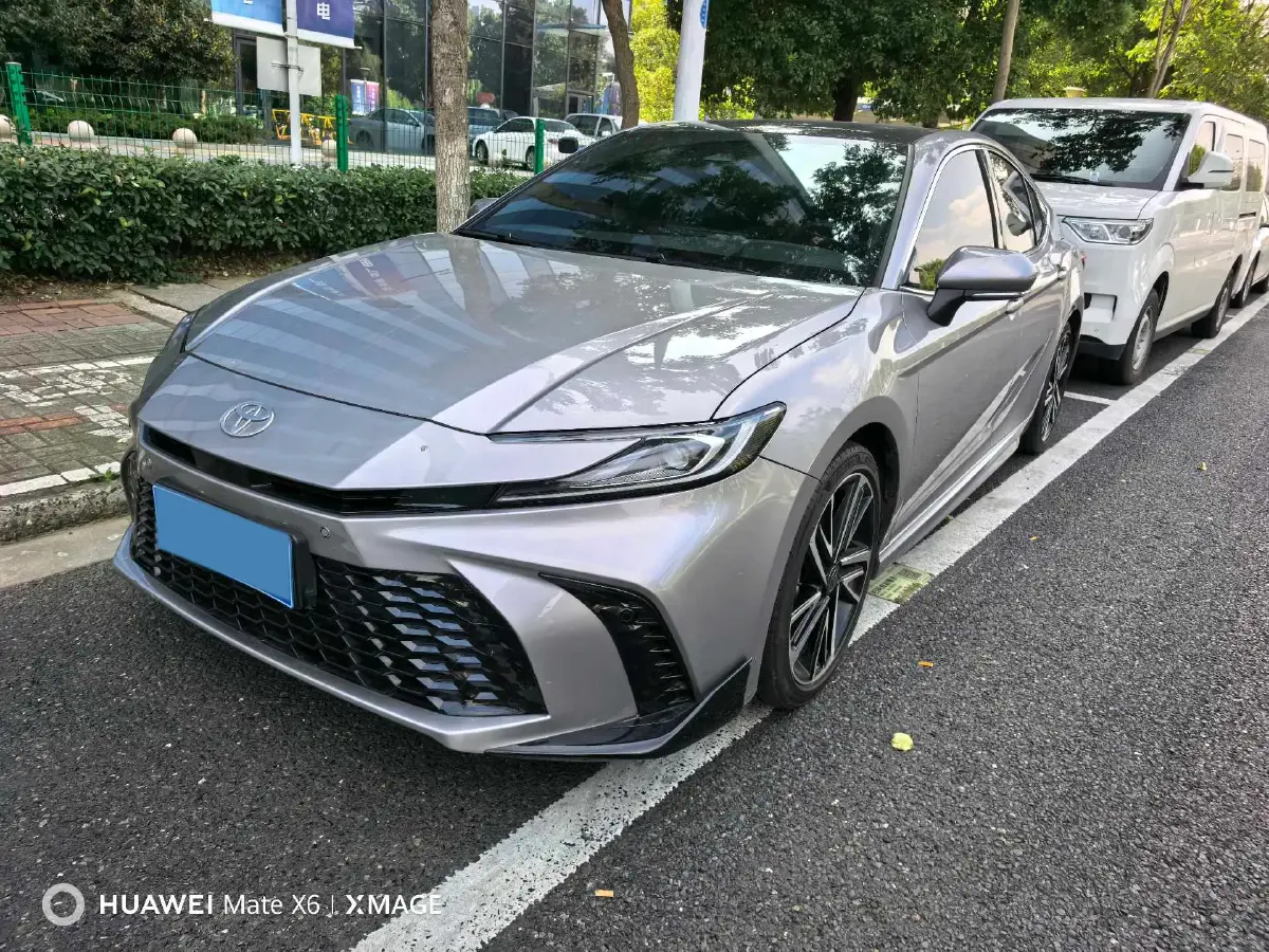 2024 Toyota Camry 2.0L 173HP L4 CVT