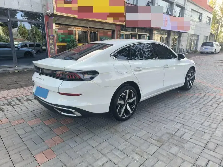 2024 VOLKSWAGEN LAMANDO thumbnail 4