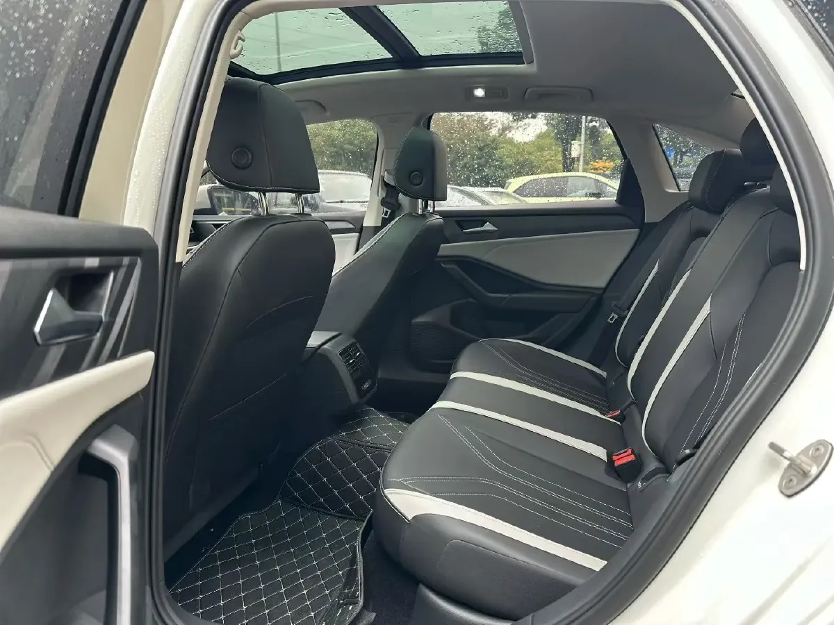 2025 Jetta JettaVA7 1.4T 150HP L4 7DCT,autocango,china used car exporter,china ev exporter,chinese used car exporter,chinese used ev exporter