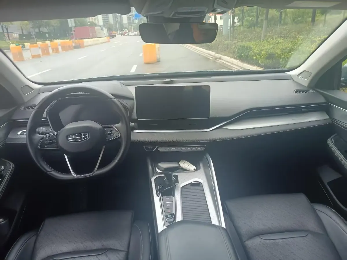 2021 Geely Preface 2.0T 190HP L4 7DCT,autocango,china used car exporter,china ev exporter,chinese used car exporter,chinese used ev exporter