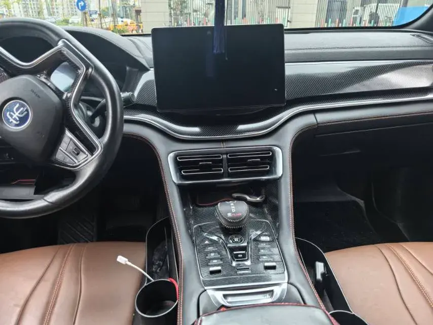 2020 BYD SONG thumbnail 4