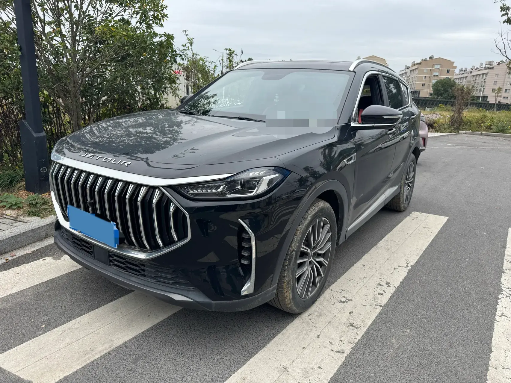 2023 JETOUR X70 view 1