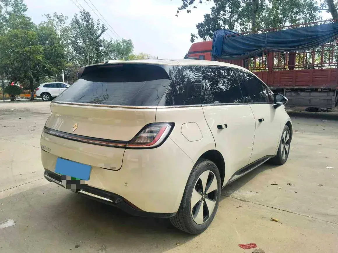 2023 BAOJUN CLOUD thumbnail 4