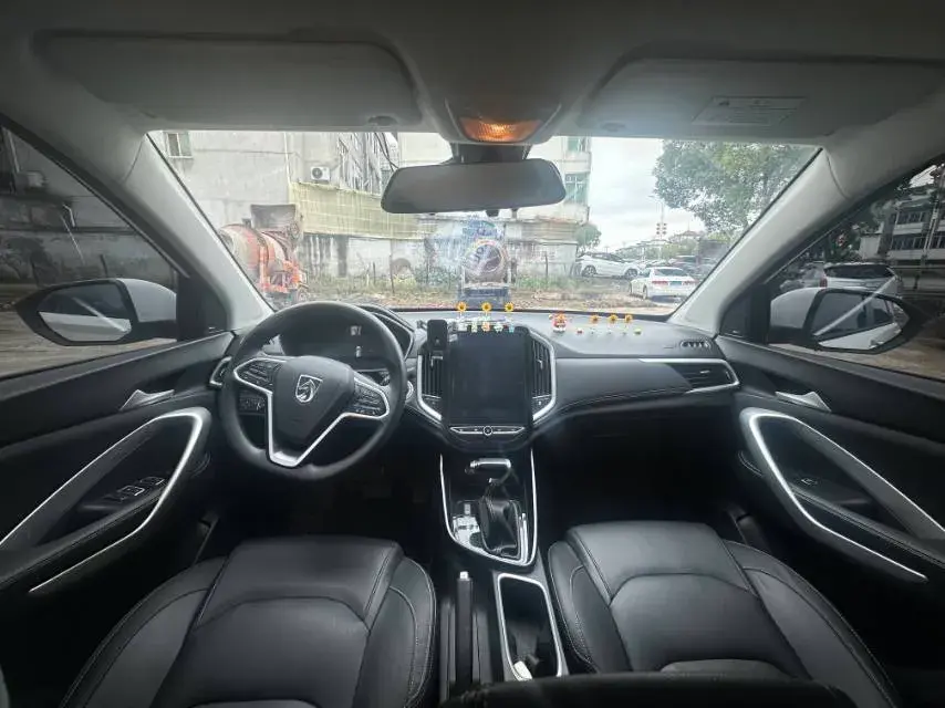 2020 BAOJUN 530 thumbnail 4