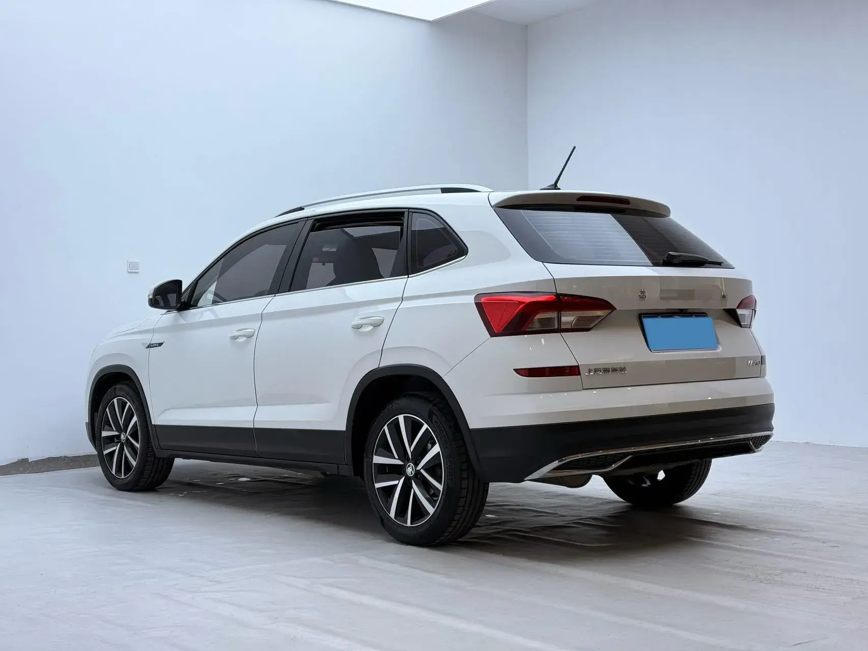 2021 SKODA KAMIQ thumbnail 4