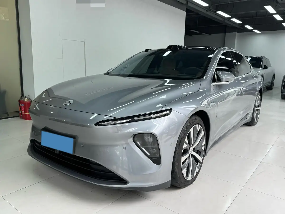 2024 NIO ET7 BEV 75KWH