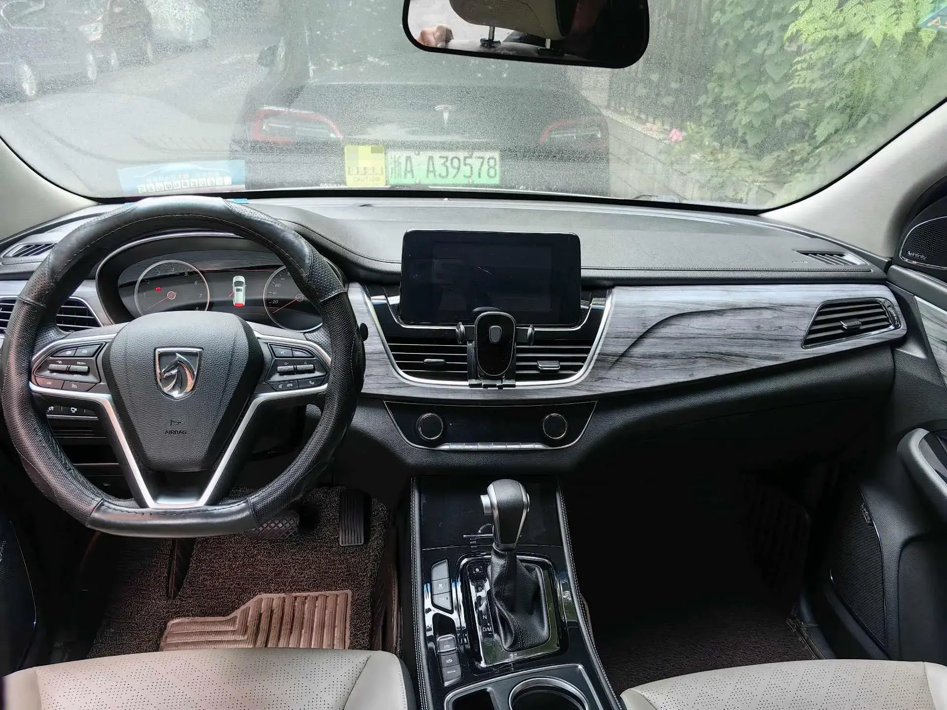 2017 BAOJUN 730 thumbnail 4