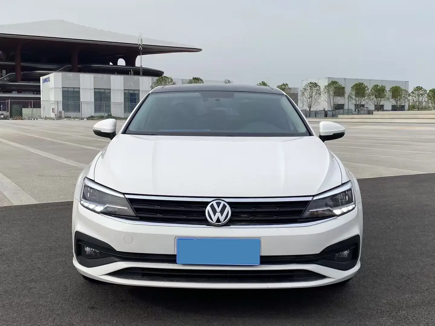 2019 VOLKSWAGEN LAMANDO thumbnail 2