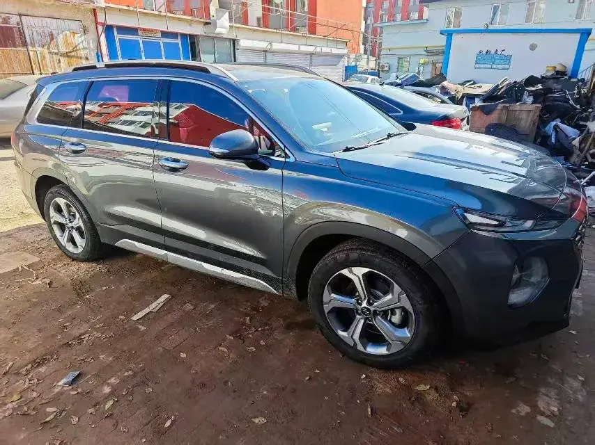 2019 HYUNDAI SANTAFE thumbnail 3