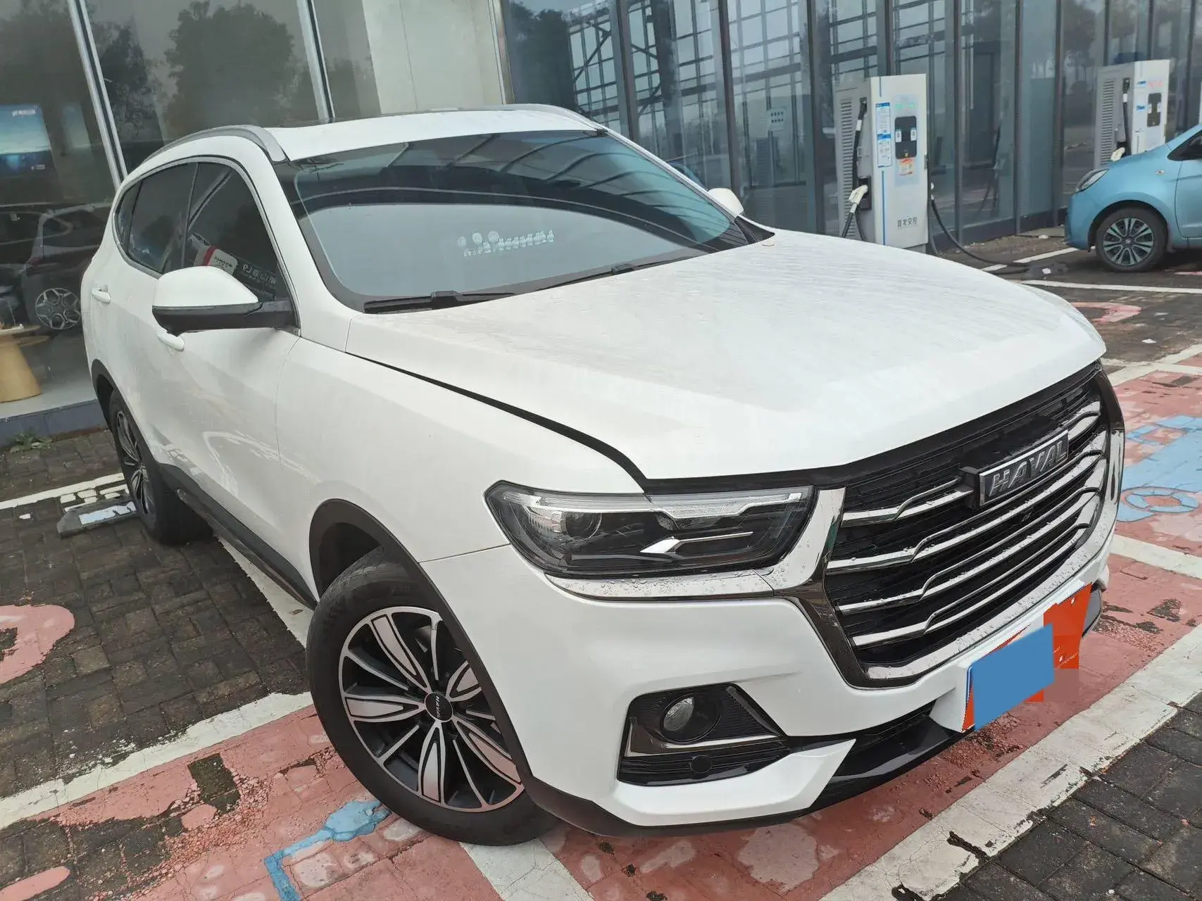 2023 HAVAL H6 thumbnail 2