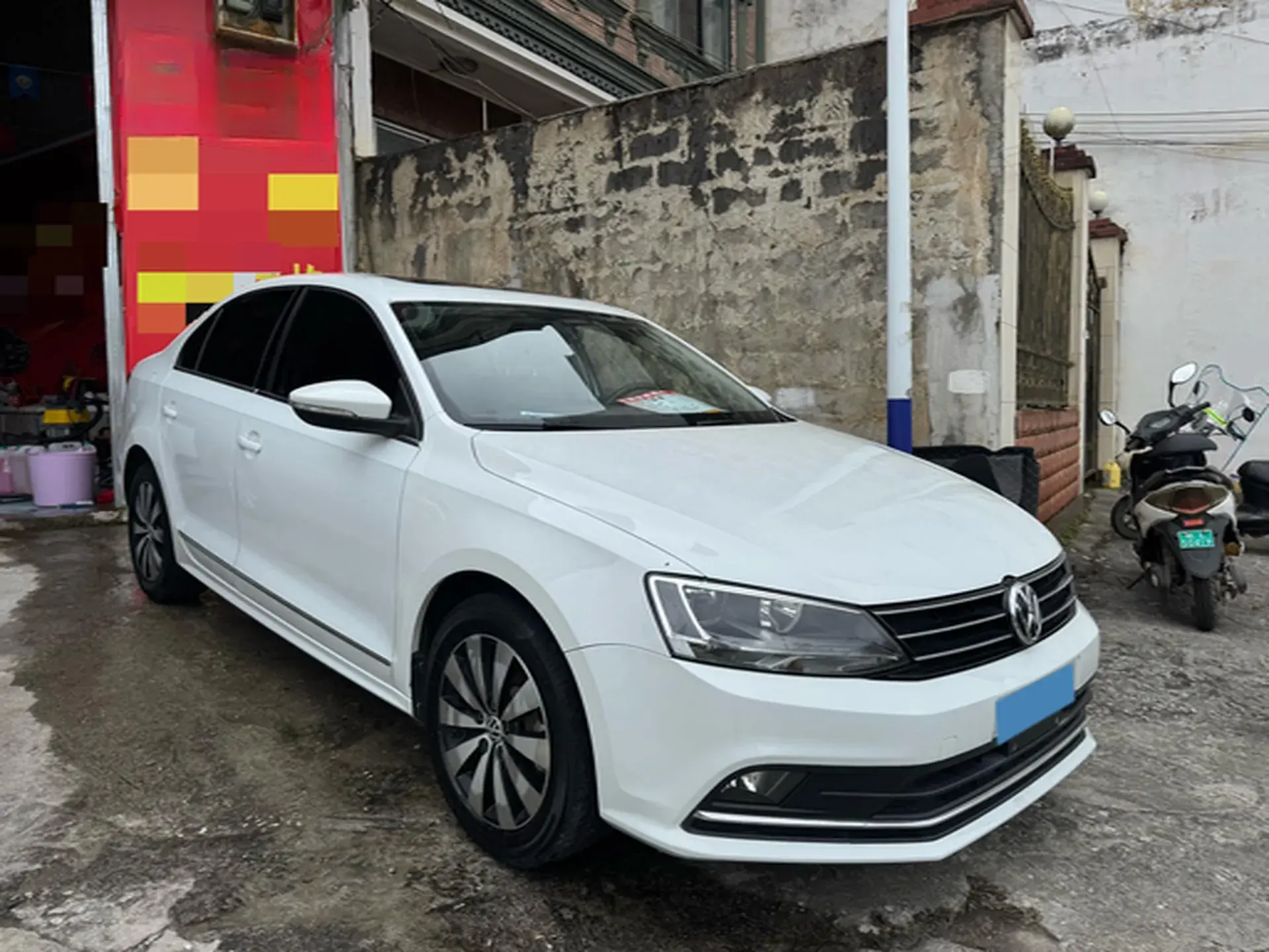 2018 VOLKSWAGEN SAGITAR thumbnail 3