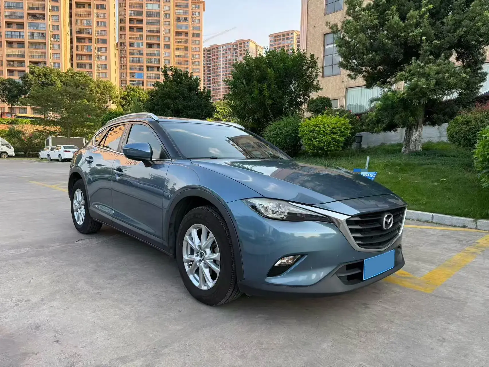 2018 MAZDA CX-4 thumbnail 3