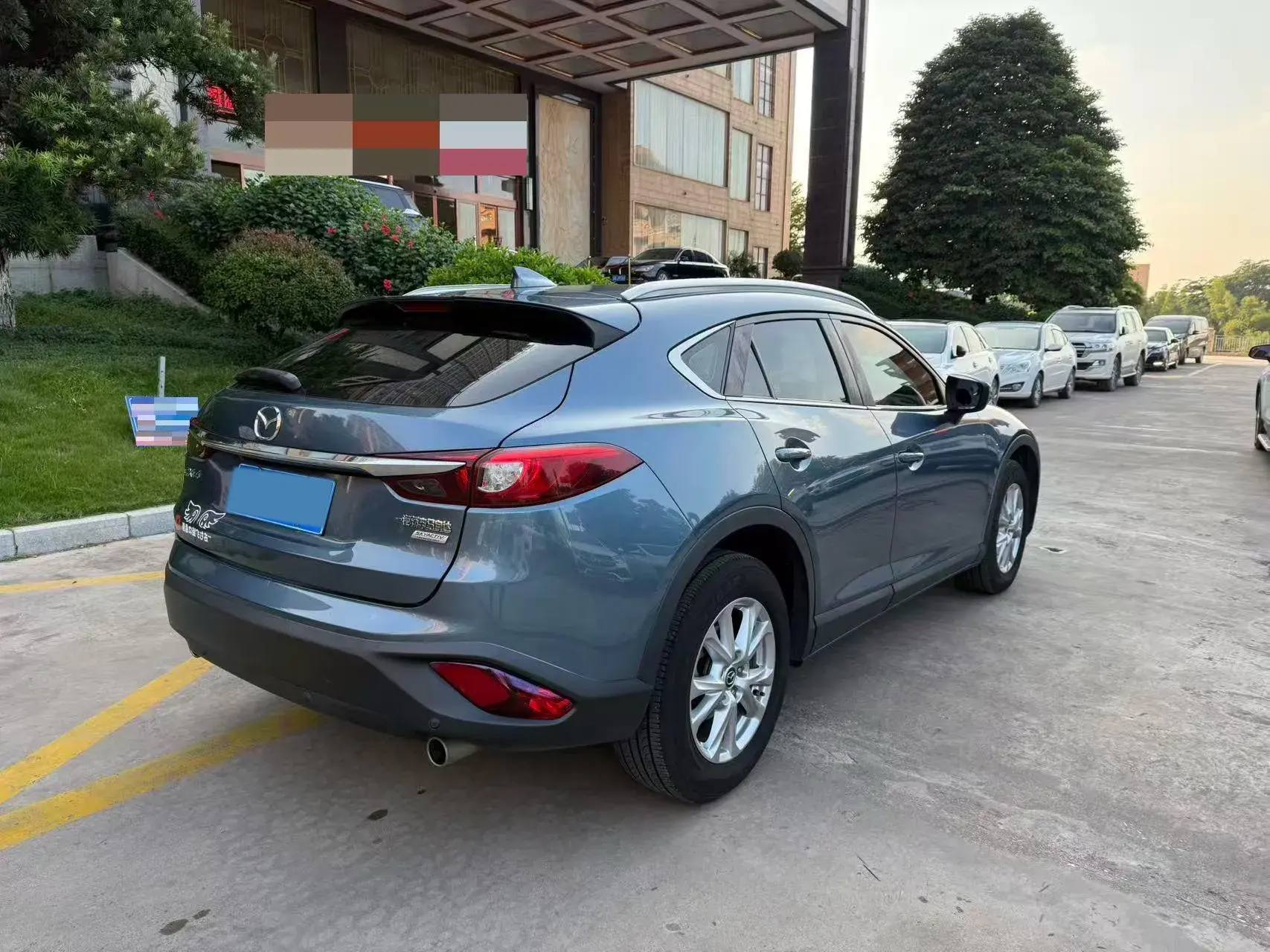 2018 MAZDA CX-4 thumbnail 4